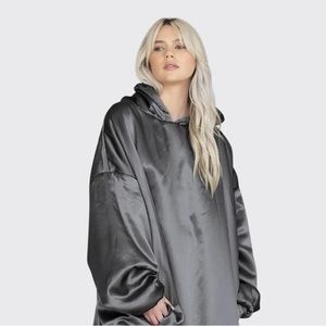 Glazey  Charcoal Kitsch